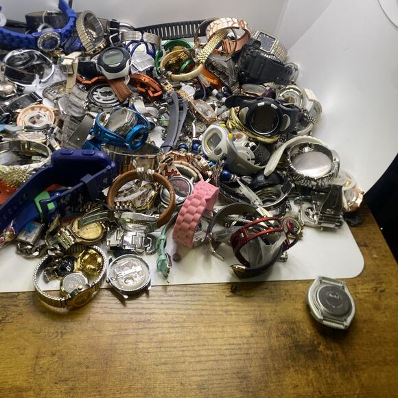 12 Lbs Bulk Lot Of Watches And Parts And Pieces For Parts Repair Bulk Watch Lot